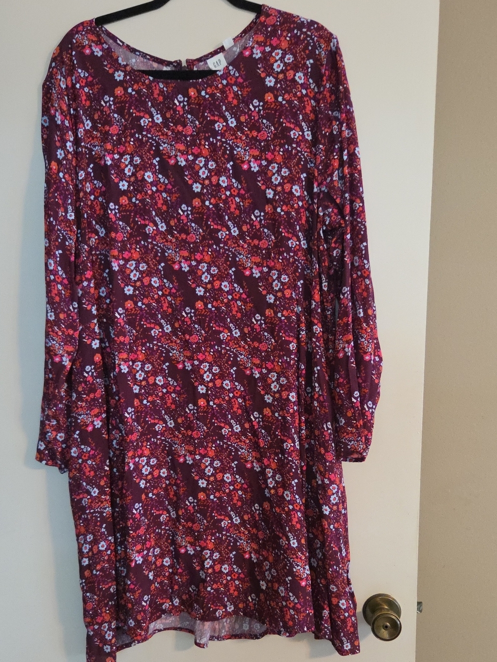GAP Burgundy Floral Long-Sleeve Shift Dress